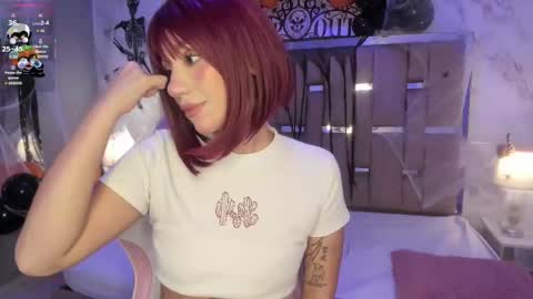 Snapshot of zharaluxie chatting on 10.09.25 Zhara online show from 10.09.25