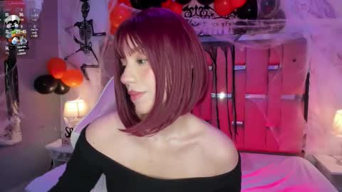 Snapshot of zharaluxie chatting on 10.10.25 Zhara online show from 10.10.25