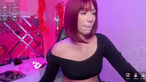 Snapshot of zharaluxie chatting on 11.02.25 Zhara online show from 11.02.25