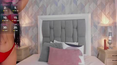 Snapshot of zharia_lux25 chatting on 05.23.26 zharia_lux25 online show from 05.23.26