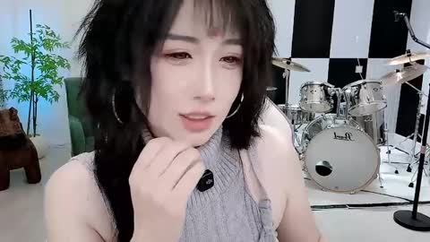 zhen online show from 09.13.25