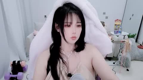 Snapshot of zhen0 chatting on 03.27.26 zhen online show from 03.27.26