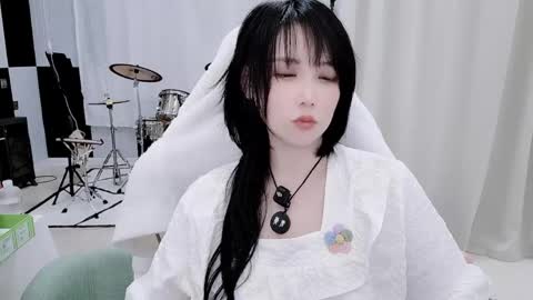 Snapshot of zhen0 chatting on 05.18.26 zhen online show from 05.18.26