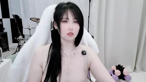 Snapshot of zhen0 chatting on 05.30.26 zhen online show from 05.30.26