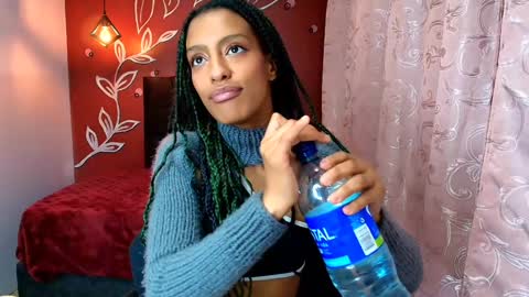 Zia Green online show from 12.29.24