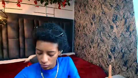 Snapshot of zia_green chatting on 05.19.26 Zia Green online show from 05.19.26