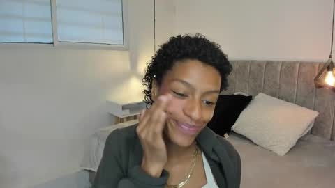 Snapshot of zia_green chatting on 05.29.26 Zia Green online show from 05.29.26