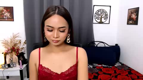 Snapshot of zialustts chatting on 03.04.25 Zia online show from 03.04.25