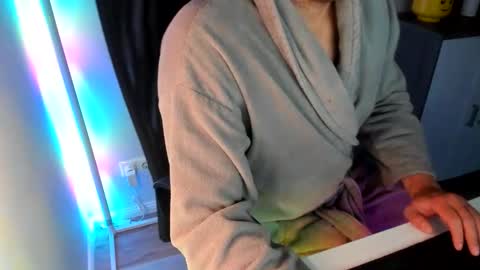 Snapshot of ziemlichflutschig chatting on 09.17.25 ziemlichflutschig online show from 09.17.25