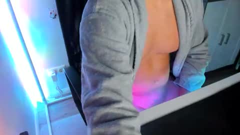 Snapshot of ziemlichflutschig chatting on 09.30.25 ziemlichflutschig online show from 09.30.25