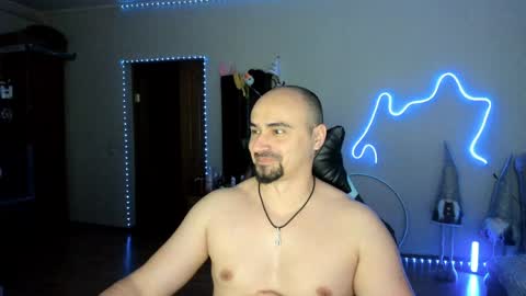 Snapshot of ziesh chatting on 03.24.26 Ziesh online show from 03.24.26