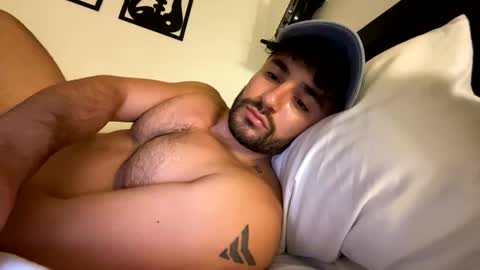 Snapshot of ziir2 chatting on 12.30.24 Ziir online show from 12.30.24