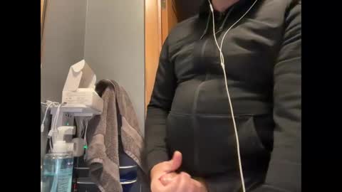 Snapshot of zinger283069 chatting on 10.21.25 zinger283069 online show from 10.21.25