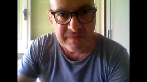 Snapshot of zino9372 chatting on 09.16.25 zino9372 online show from 09.16.25