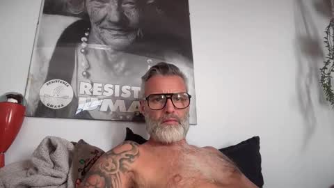 Snapshot of zkopa69 chatting on 09.29.25 zkopa69 online show from 09.29.25