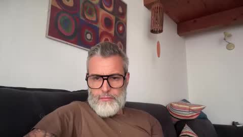 Snapshot of zkopa69 chatting on 10.17.25 zkopa69 online show from 10.17.25