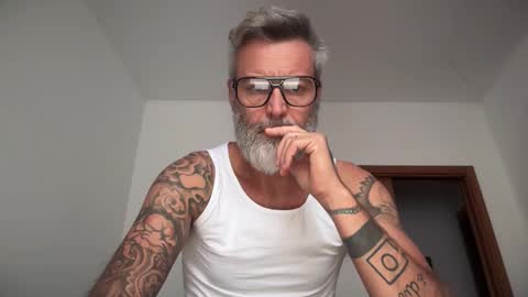 Snapshot of zkopa69 chatting on 10.20.25 zkopa69 online show from 10.20.25