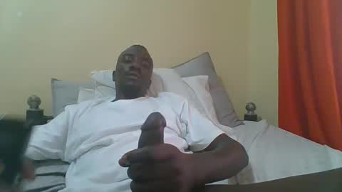 Zlatann2012 online show from 11.25.25