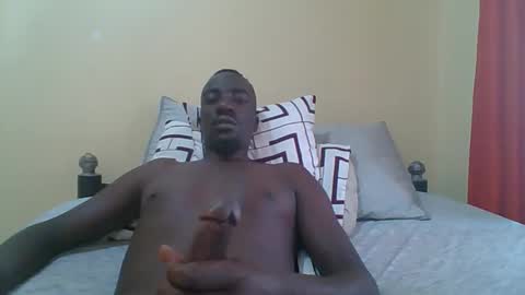 Zlatann2012 online show from 12.14.25