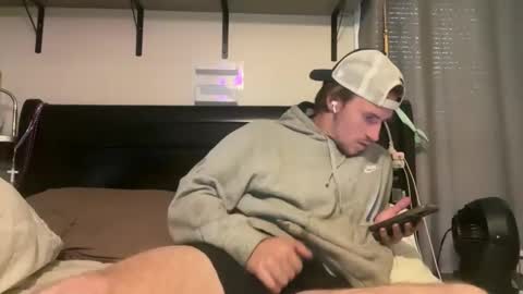 Snapshot of zmac0214 chatting on 11.06.25 Gregm0419 online show from 11.06.25