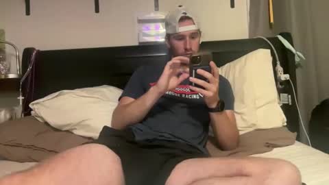 Snapshot of zmac0214 chatting on 11.10.25 Gregm0419 online show from 11.10.25