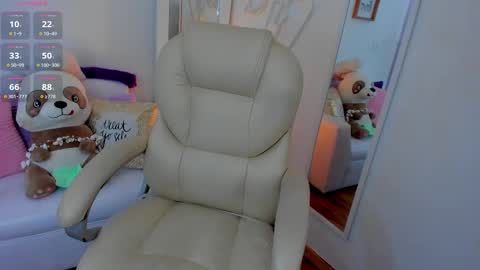 Zobe Love online show from 02.27.25