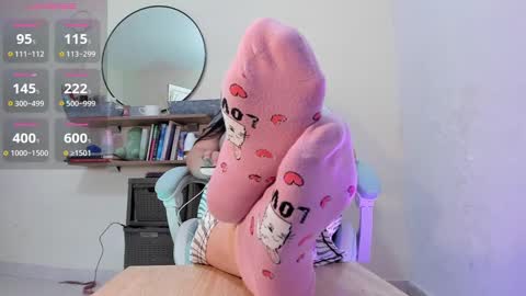 Snapshot of zoe_37 chatting on 01.23.25 zoe_37 online show from 01.23.25