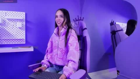 Snapshot of zoe_444_ chatting on 03.25.26 Zoe online show from 03.25.26