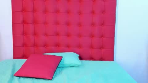 zoe__smiith online show from 03.06.26