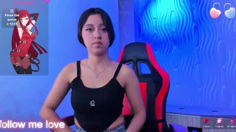 Snapshot of zoe_connor19 chatting on 11.14.25 Z O E online show from 11.14.25