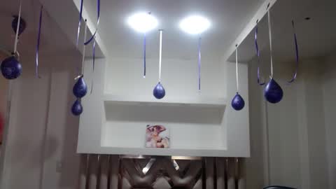 Snapshot of zoe_connor19 chatting on 11.23.25 Z O E online show from 11.23.25