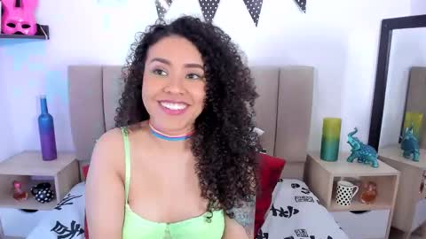 Snapshot of zoe_gruber chatting on 12.05.24 Zoe Gruber online show from 12.05.24