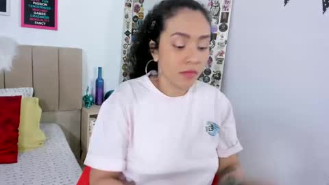 Snapshot of zoe_gruber chatting on 02.09.25 Zoe Gruber online show from 02.09.25