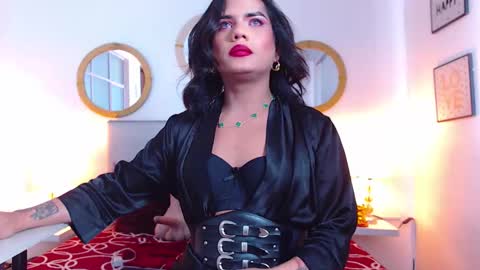 zoe_hecate online show from 01.31.26