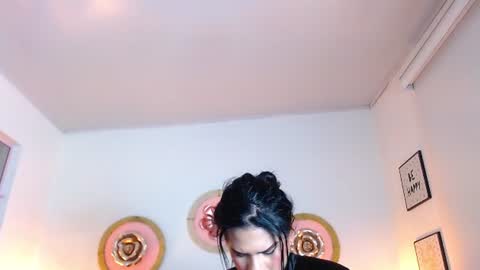 zoe_hecate online show from 06.19.26