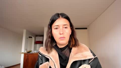Snapshot of zoe_jeane_beker chatting on 02.24.25 ZOE online show from 02.24.25