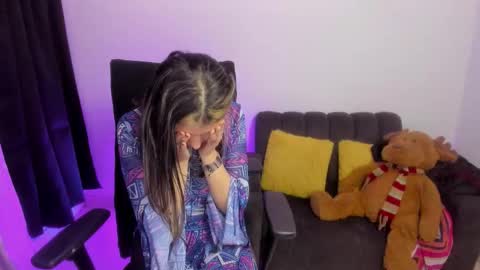 Snapshot of zoe_jeane_beker chatting on 02.08.26 ZOE online show from 02.08.26