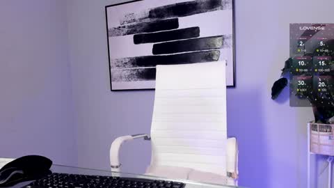 Zoe Olsen online show from 02.08.25