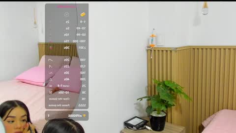 Snapshot of zoe_rivers chatting on 12.26.24 Zoe online show from 12.26.24