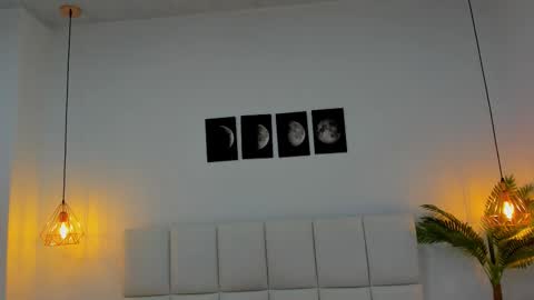 Zoe online show from 11.03.25