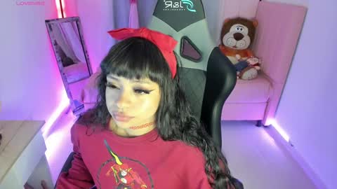 zoe_sullivan_ online show from 02.18.25