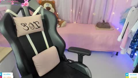 zoe_sullivan_ online show from 03.01.26