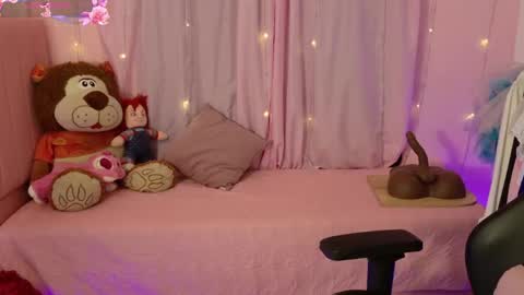 zoe_sullivan_ online show from 04.29.26