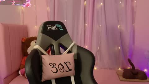 zoe_sullivan_ online show from 05.02.26