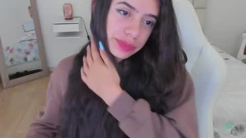 Snapshot of zoe_turnner_18 chatting on 02.10.25 Zoe online show from 02.10.25