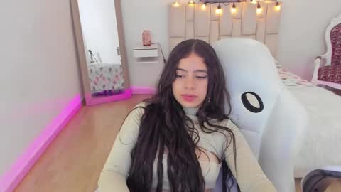 Snapshot of zoe_turnner_18 chatting on 03.05.25 Zoe online show from 03.05.25