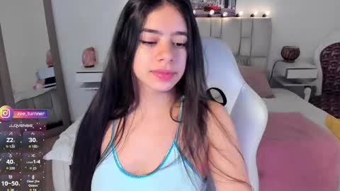 Snapshot of zoe_turnner_18 chatting on 09.13.25 Zoe online show from 09.13.25