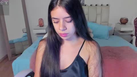 Snapshot of zoe_turnner_18 chatting on 10.01.25 Zoe online show from 10.01.25