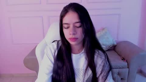 Snapshot of zoe_turnner_18 chatting on 10.10.25 Zoe online show from 10.10.25