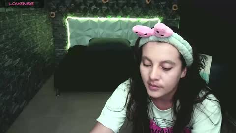 Carolina online show from 02.10.25